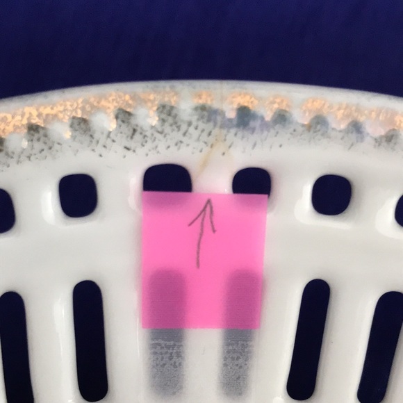 Vintage Reticulated Oval Fruit Bowl Floral with Gold Trim - Picture 9 of 10